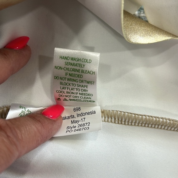 Lilly Pulitzer Mango shift dress gold metalli daisy laser out NWT Size L - Picture 7 of 8